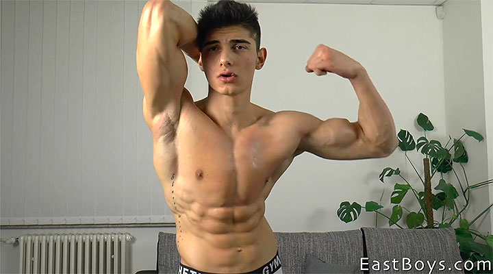 Jared Shaw – Part 1 – Workout & Posing