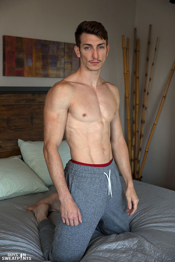 GuysInSweatPants: Barebacking Jocks
